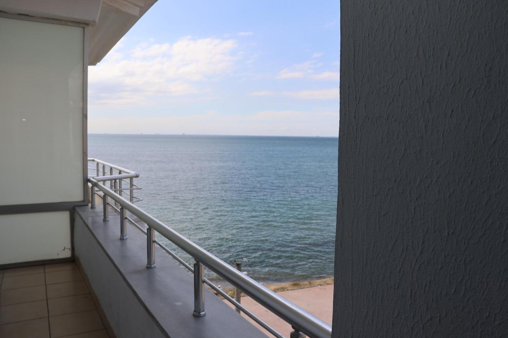 Grand Koru Hotel Beach ヤロヴァ エクステリア 写真